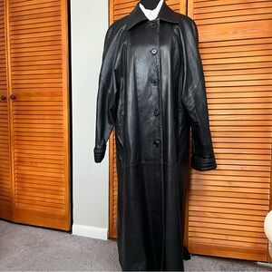 Vintage Sleek Black Leather Trench Coat for Women